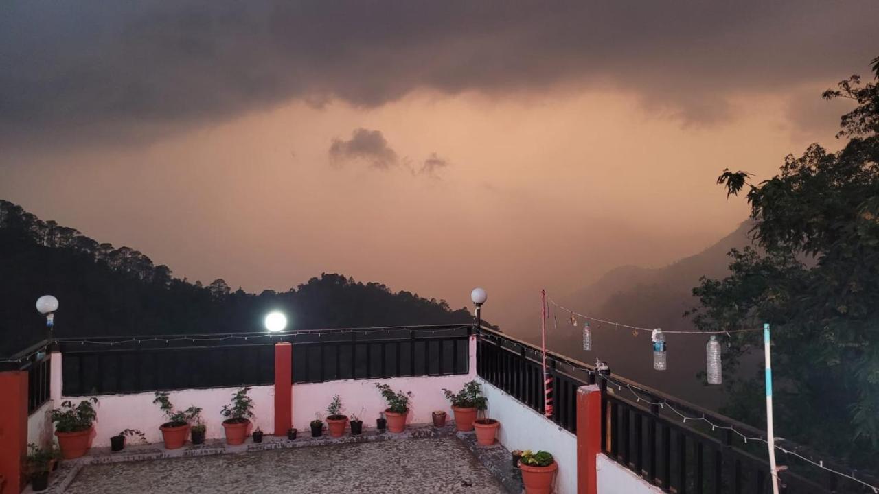 Sh Sunset Resort Nainital Esterno foto